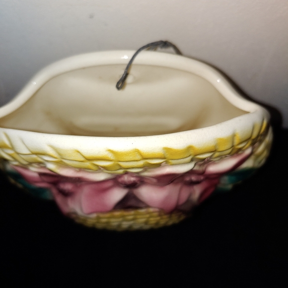 Vintage Garden Wall Pocket Pottery Flowers Sun Hat Planter Ceramic Royal Copley - Picture 3 of 8